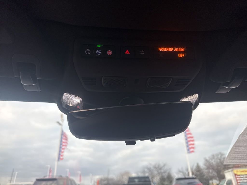 Used 2023 Chevrolet Corvette Stingray w/ Z51 Performance Package image 23