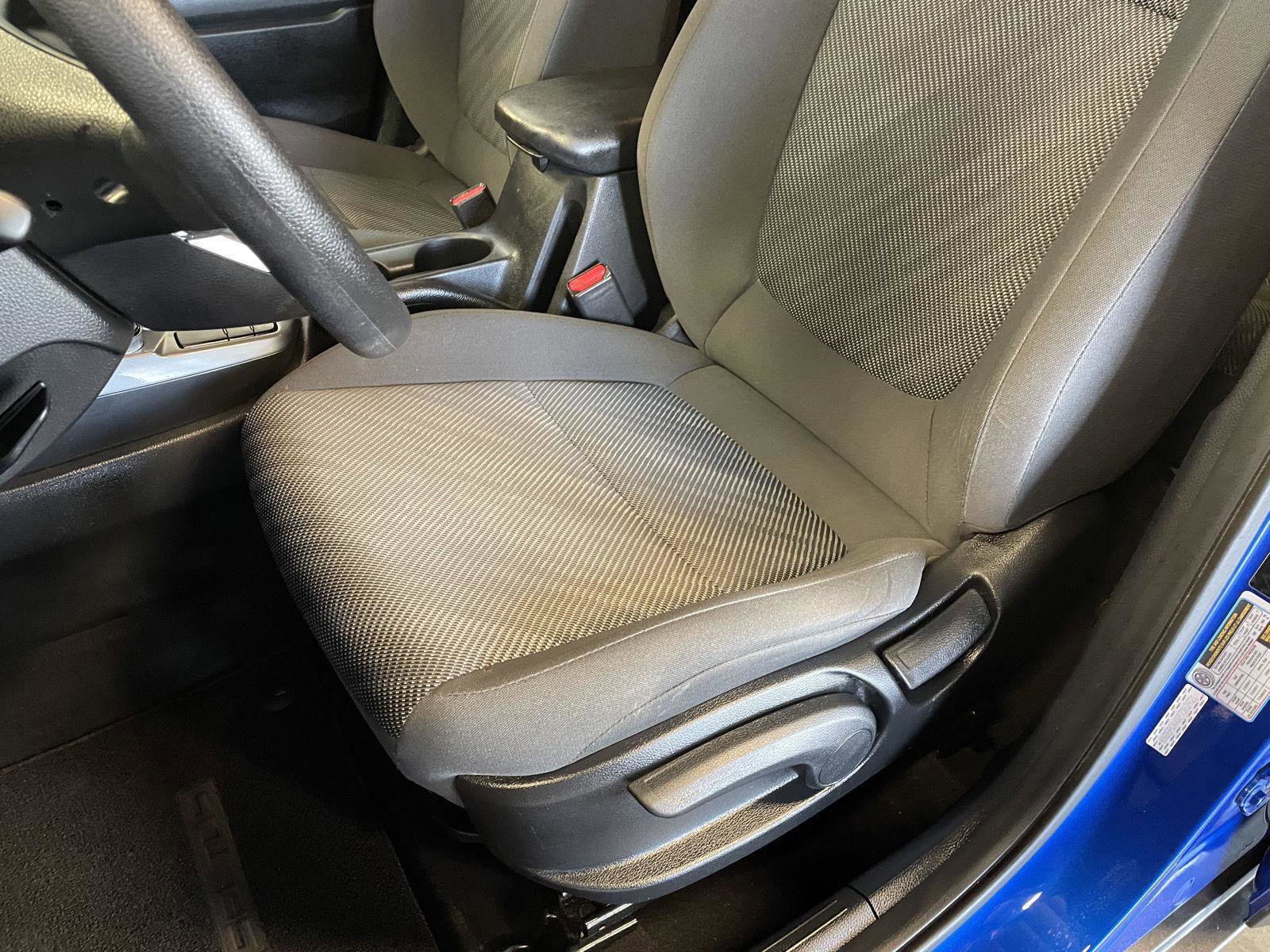 Used 2023 Kia Seltos LX image 19