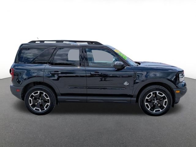 Certified 2023 Ford Bronco Sport Outer Banks w/ Tech Package AWD/4WD image 2