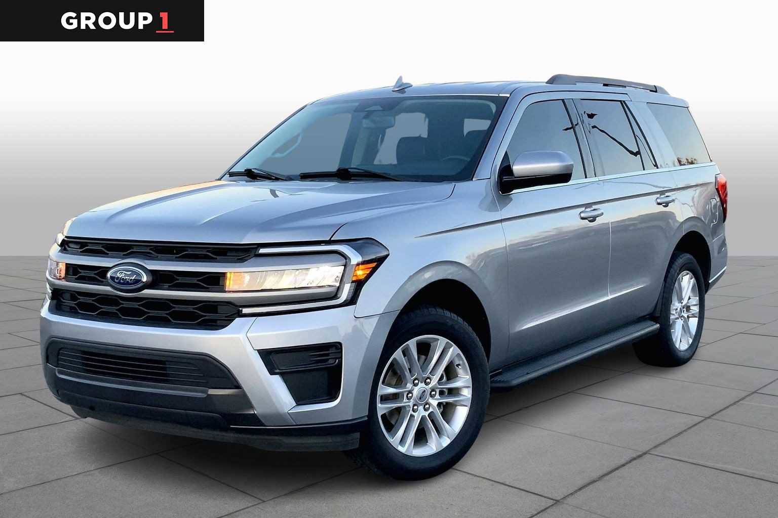 Certified 2024 Ford Expedition XLT image 5