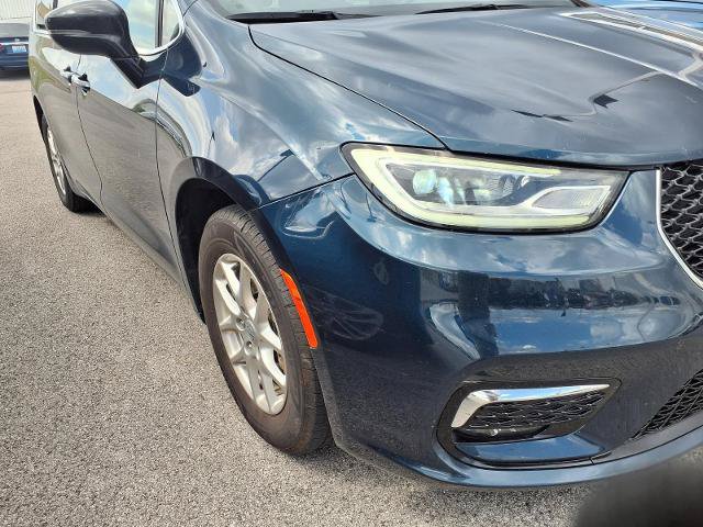 Used 2025 Chrysler Pacifica Select FWD image 25