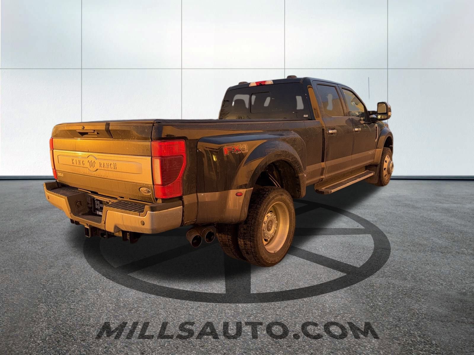 Certified 2022 Ford F450 King Ranch w/ Chrome Package image 2