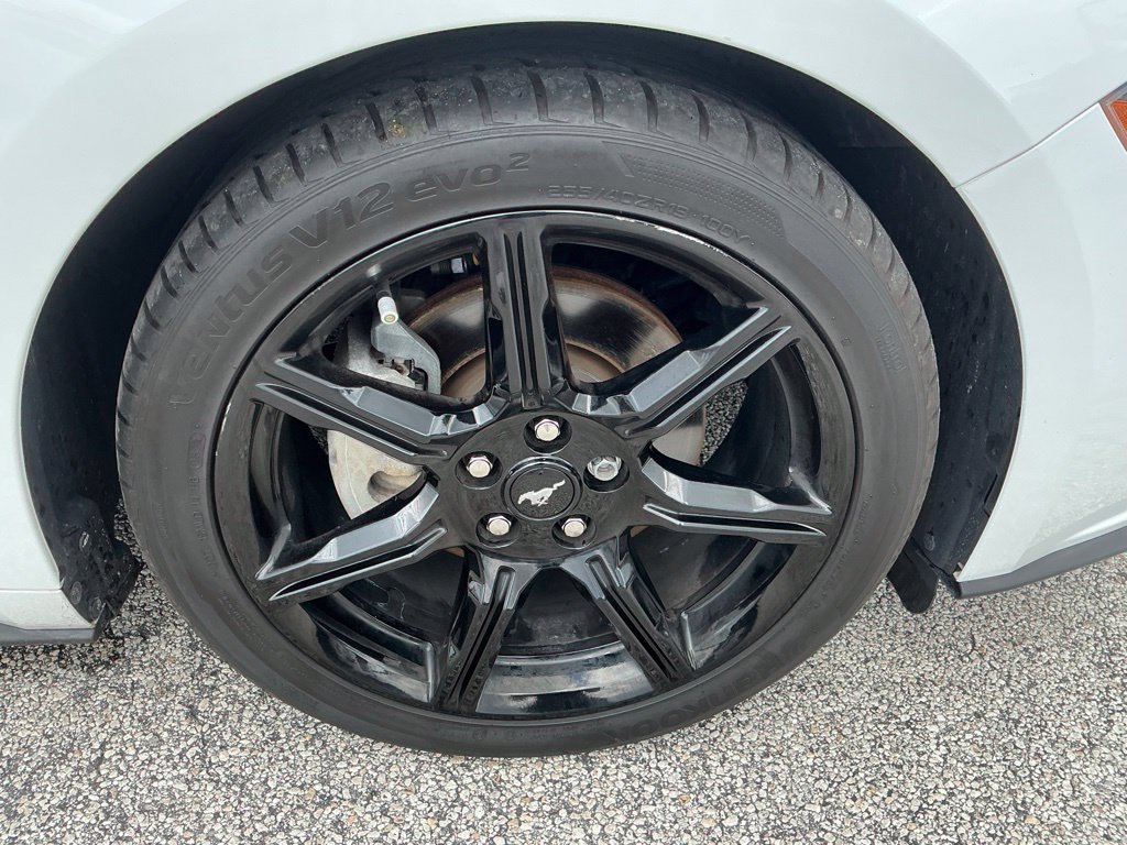 Certified 2019 Ford Mustang Premium w/ Black Accent Package RWD image 17