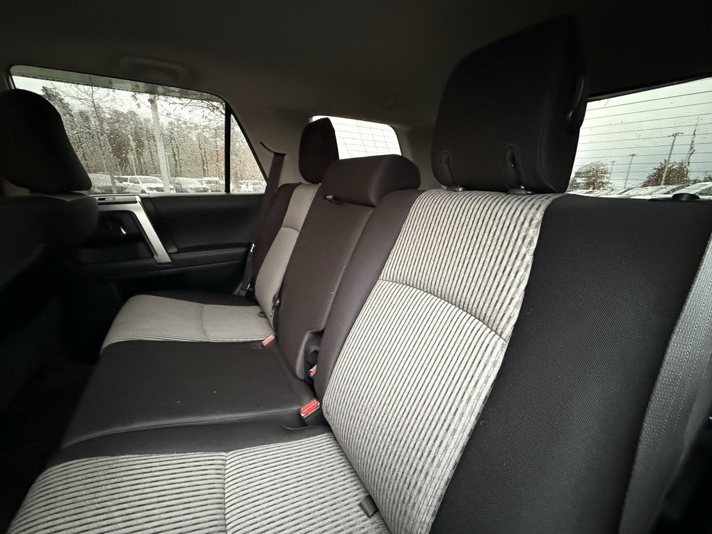 Used 2024 Toyota 4Runner SR5 image 27