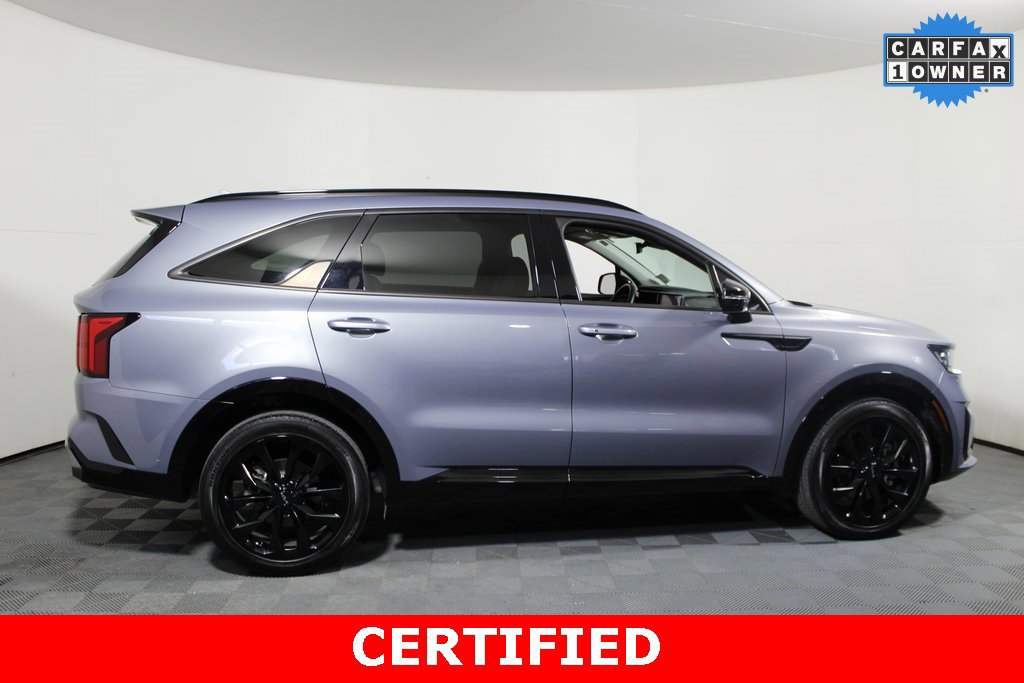 Used 2023 Kia Sorento SX image 4