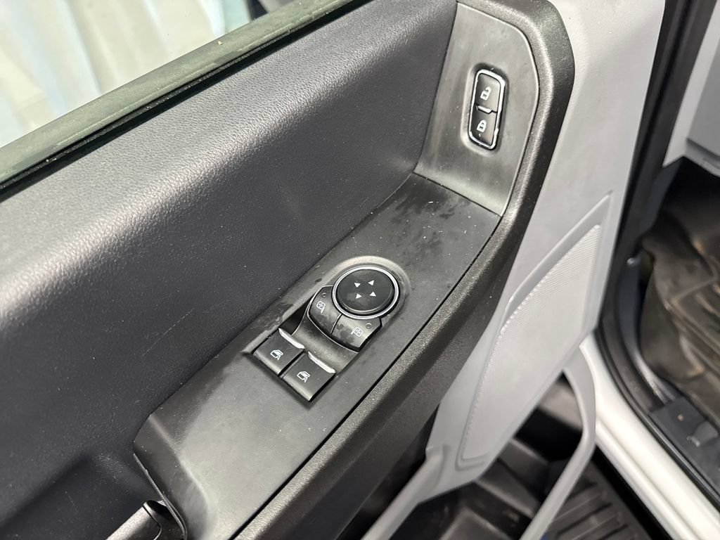 Certified 2023 Ford F550 4x4 Regular Cab Super Duty image 11