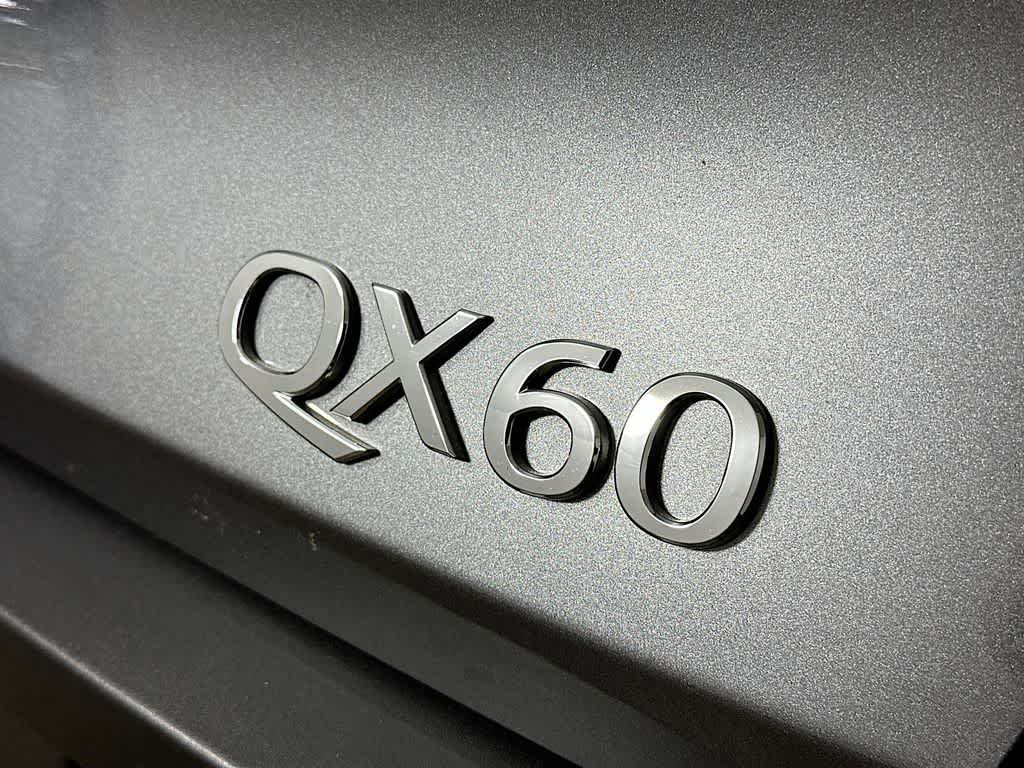 Used 2024 INFINITI QX60 Luxe AWD/4WD image 7