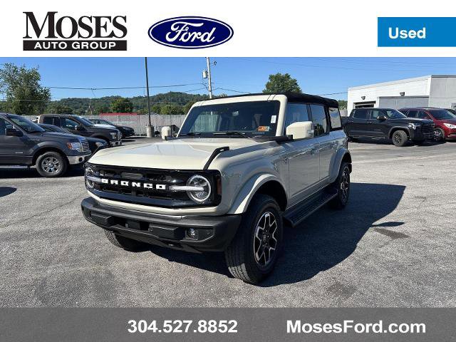 Certified 2025 Ford Bronco Outer Banks AWD/4WD image 1