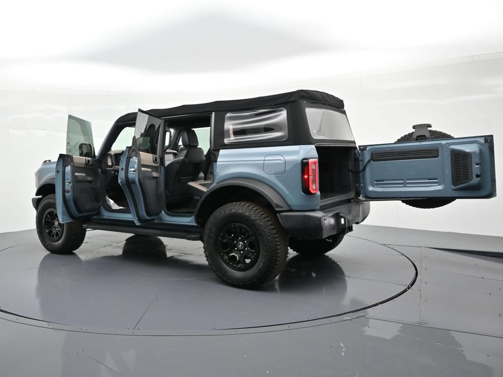 Certified 2022 Ford Bronco Wildtrak AWD/4WD image 35