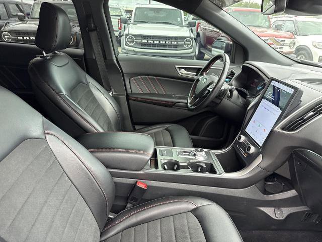 Certified 2022 Ford Edge ST-Line w/ Class II Trailer Tow Package AWD/4WD image 18