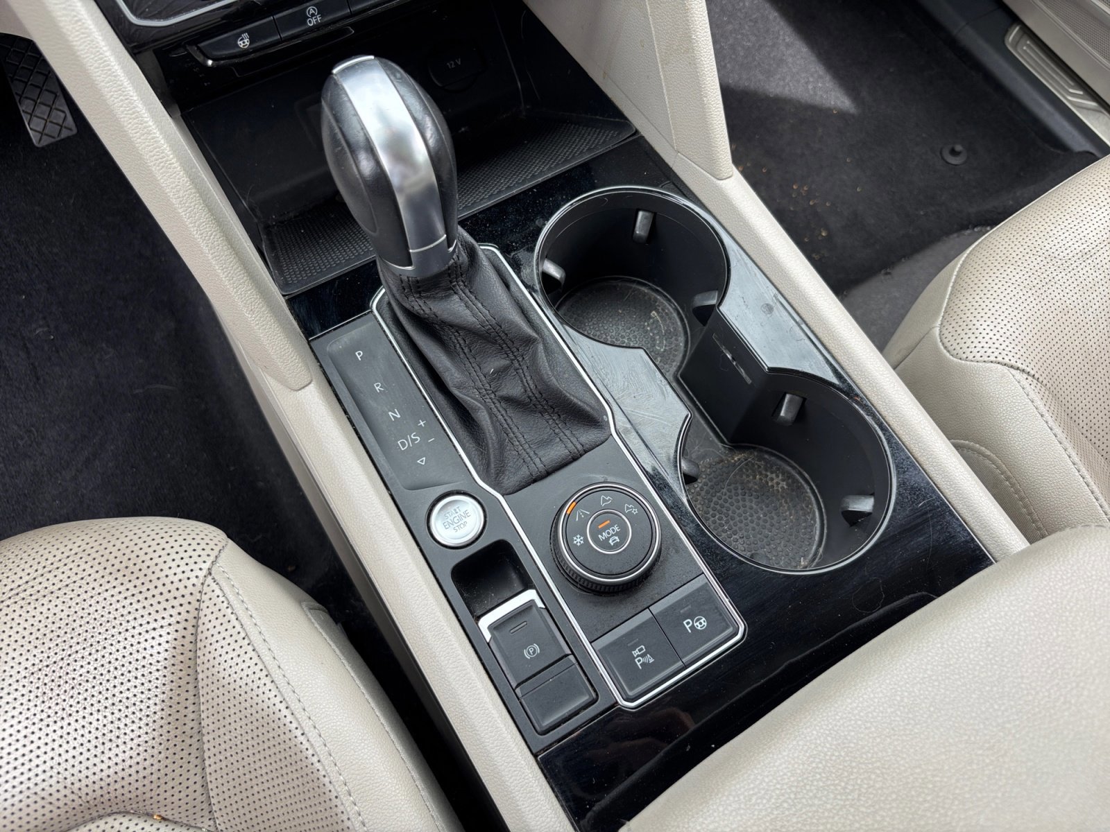 Used 2019 Volkswagen Atlas SEL Premium AWD/4WD image 15