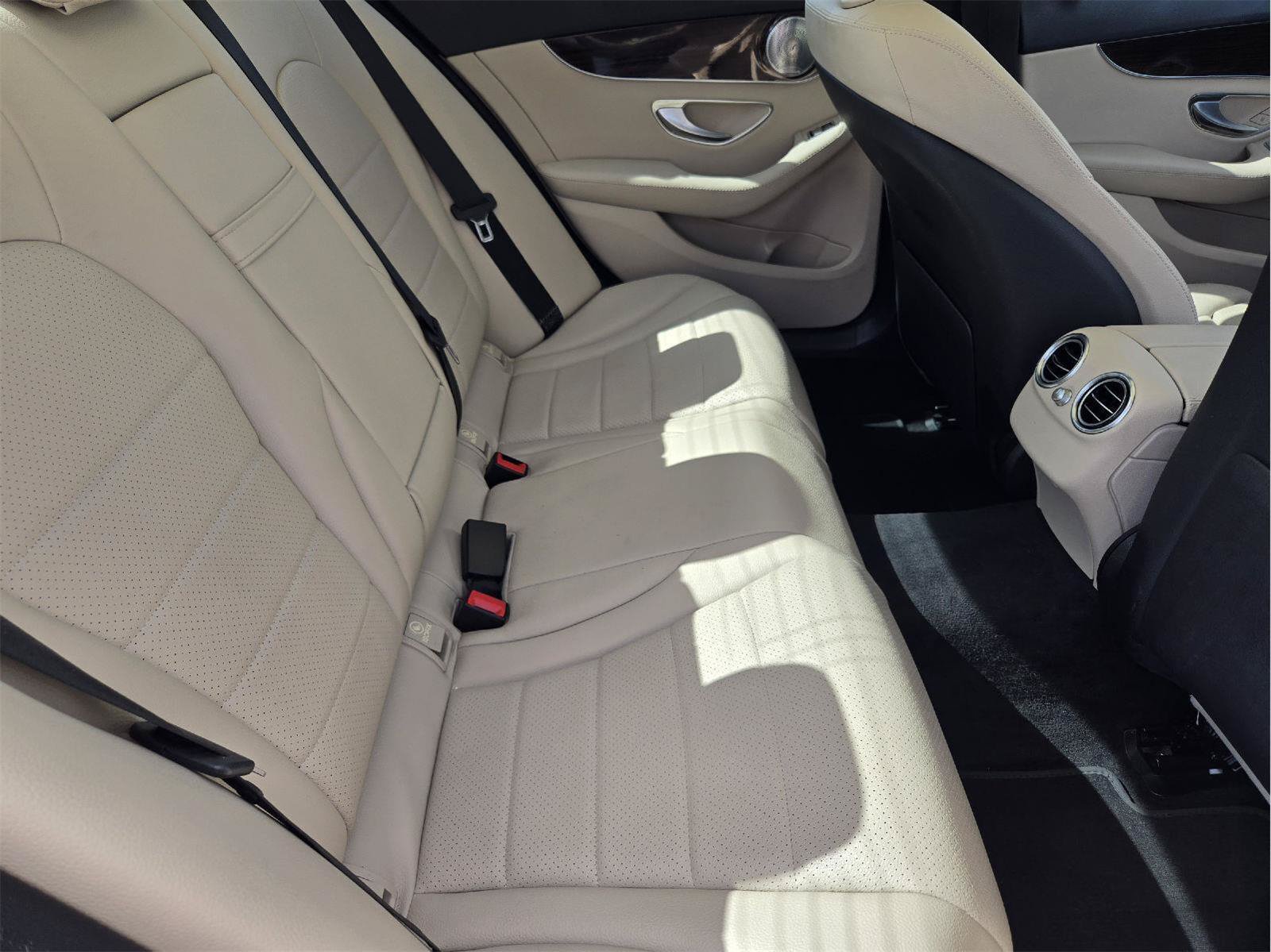Used 2017 Mercedes-Benz C 300 Sedan image 29