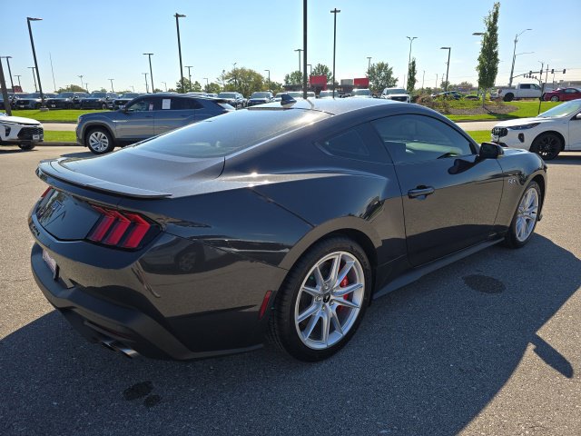 Certified 2024 Ford Mustang GT Premium RWD image 5