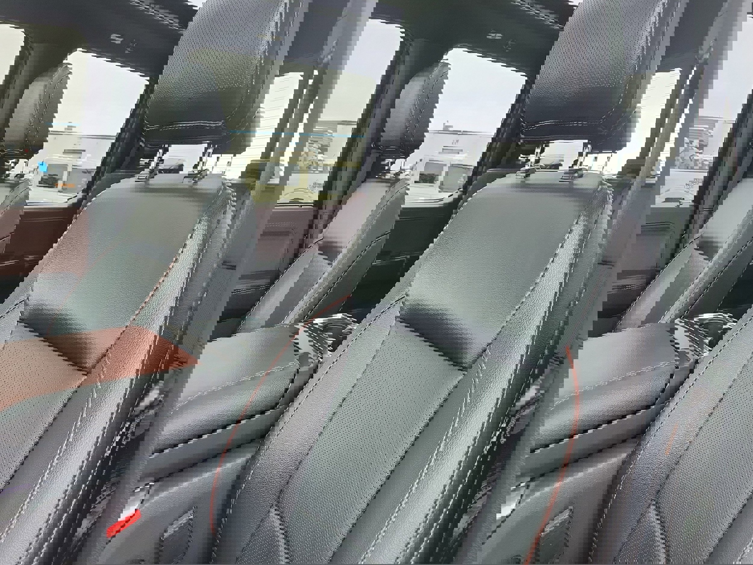 Certified 2023 Ford F150 Lariat w/ Equipment Group 502A High image 16