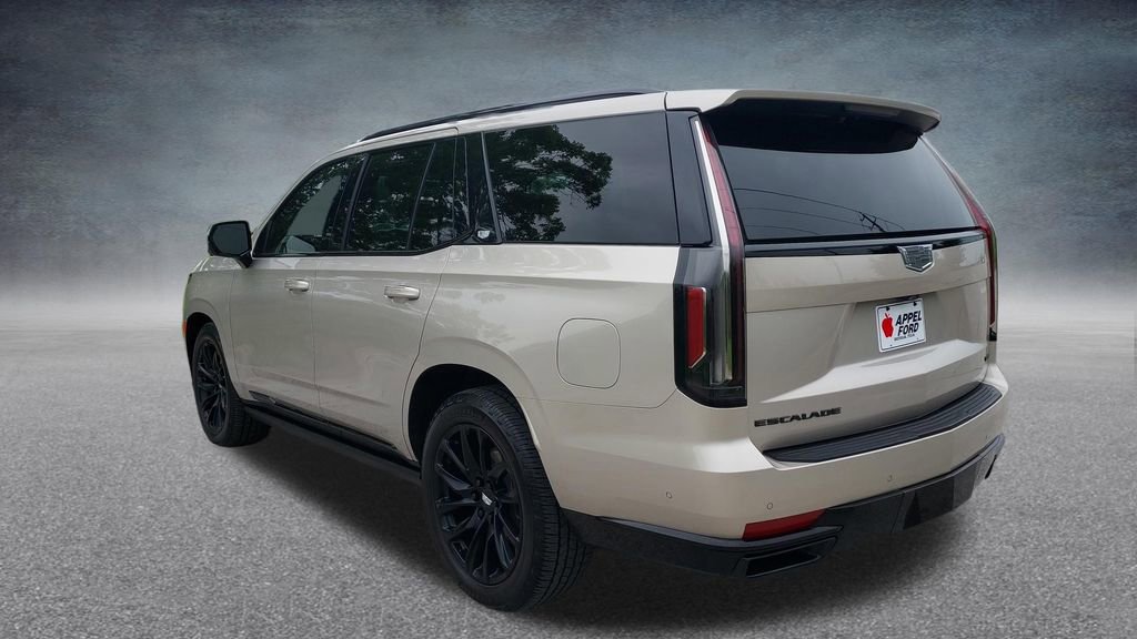 Used 2024 Cadillac Escalade Sport Platinum w/ LPO, ONYX Package AWD/4WD image 6