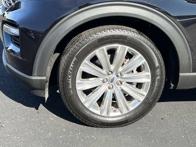 Certified 2023 Ford Explorer Limited w/ Equipment Group 301A AWD/4WD image 5