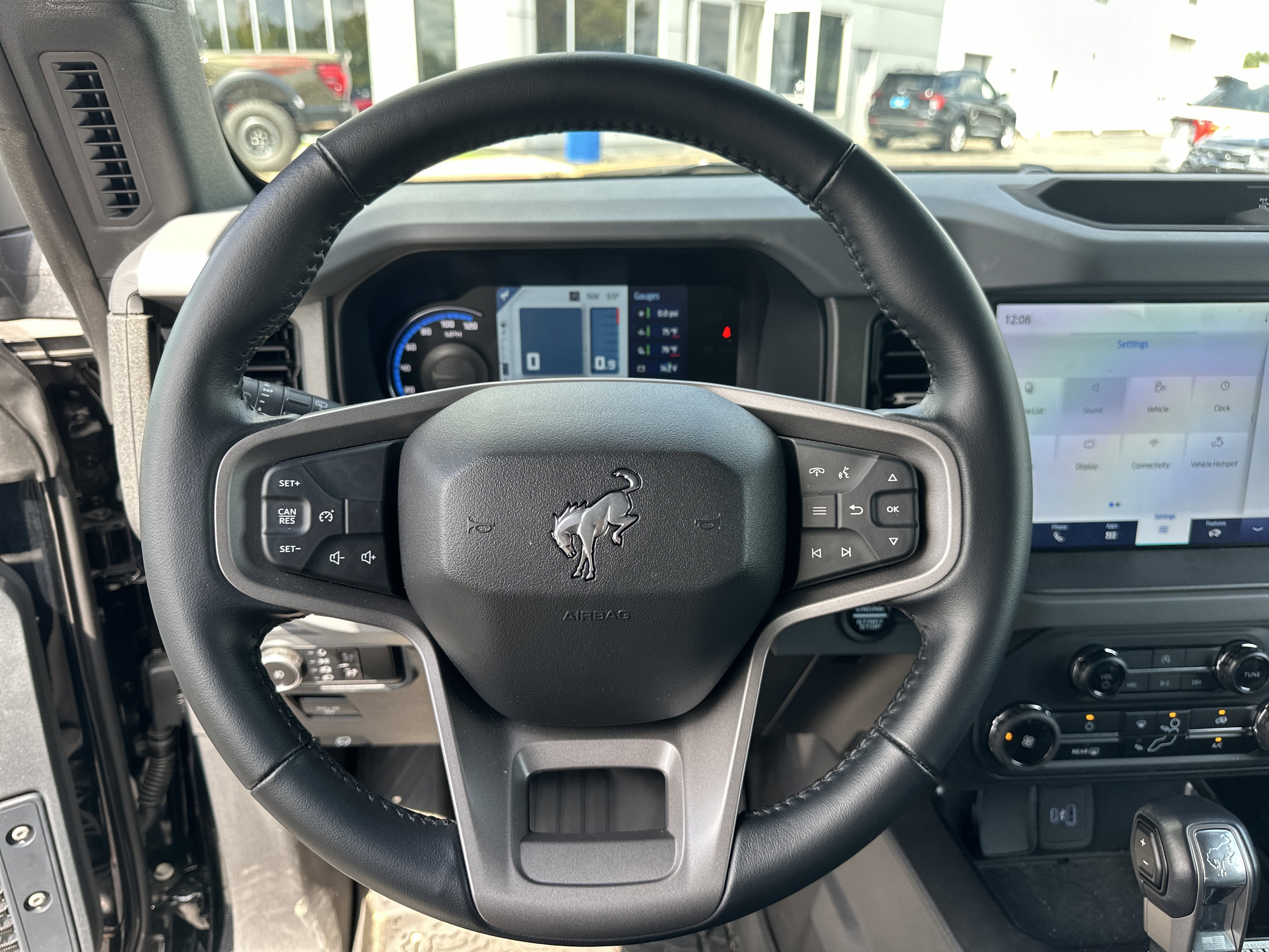 Certified 2024 Ford Bronco Big Bend image 14