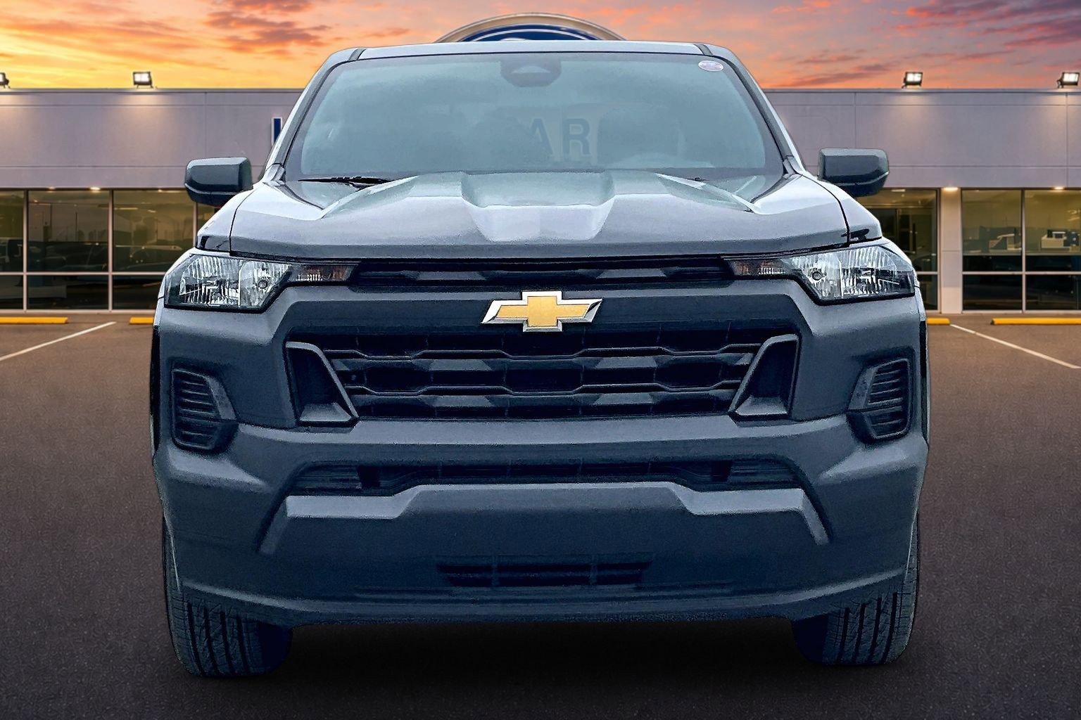 Used 2023 Chevrolet Colorado W/T RWD image 3