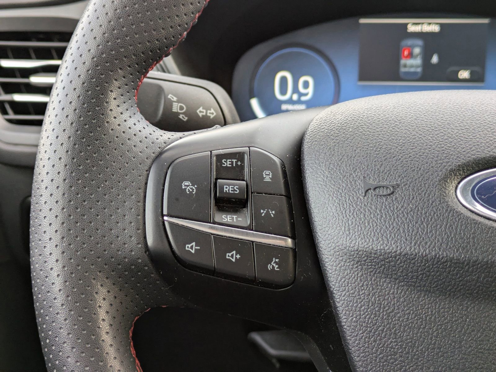 Certified 2023 Ford Escape ST-Line Elite image 29