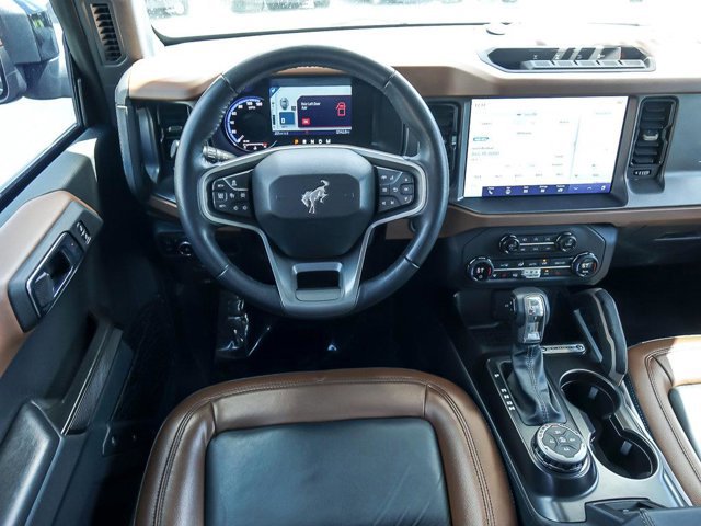 Certified 2024 Ford Bronco Outer Banks w/ Sasquatch Package AWD/4WD image 15