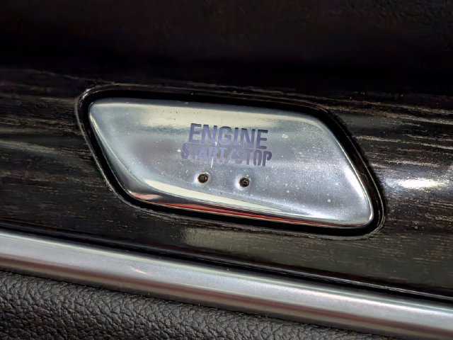 Used 2021 Buick Enclave Avenir w/ Avenir Technology Package AWD/4WD image 28