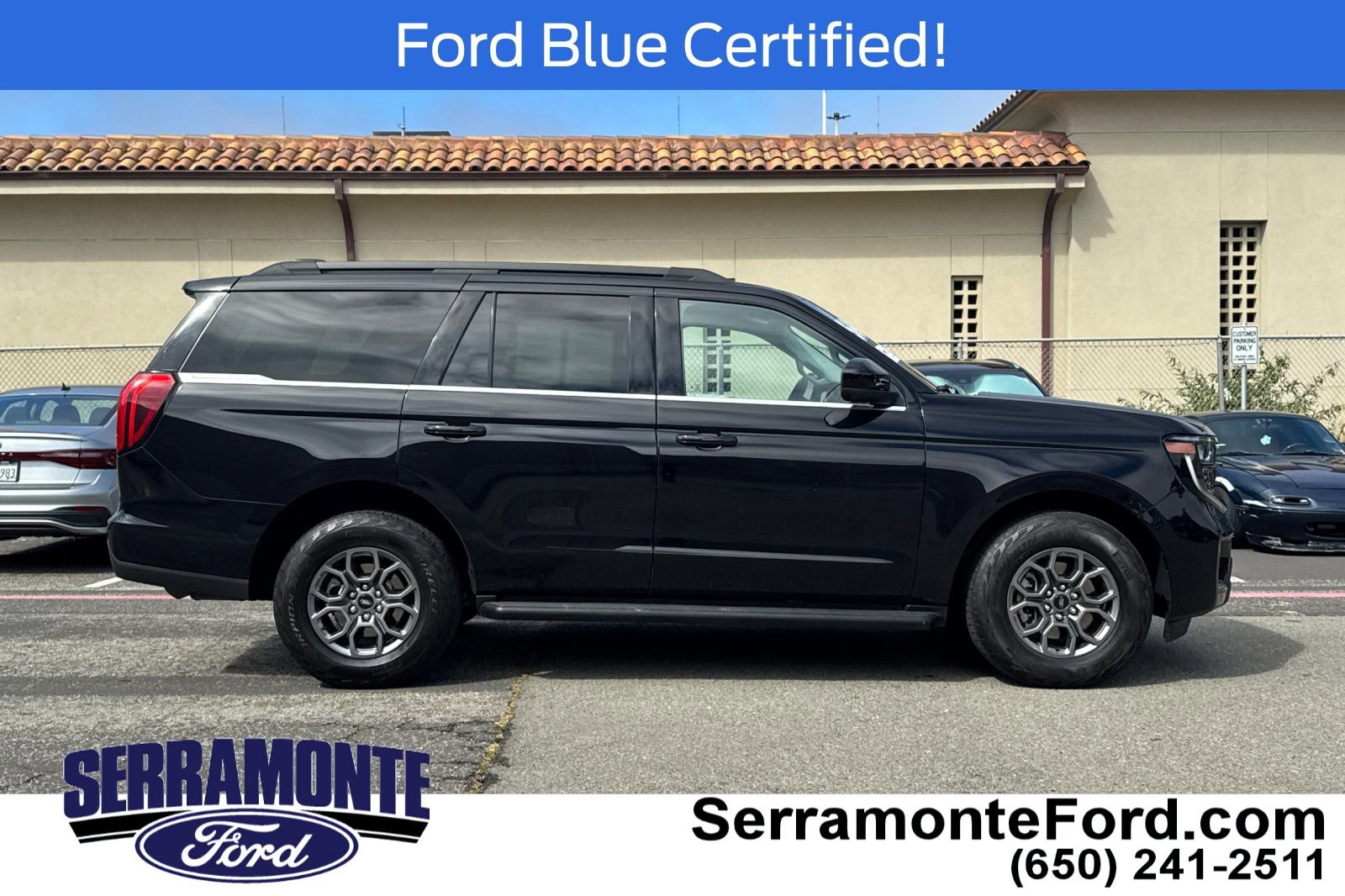 Certified 2025 Ford Expedition Active AWD/4WD image 3