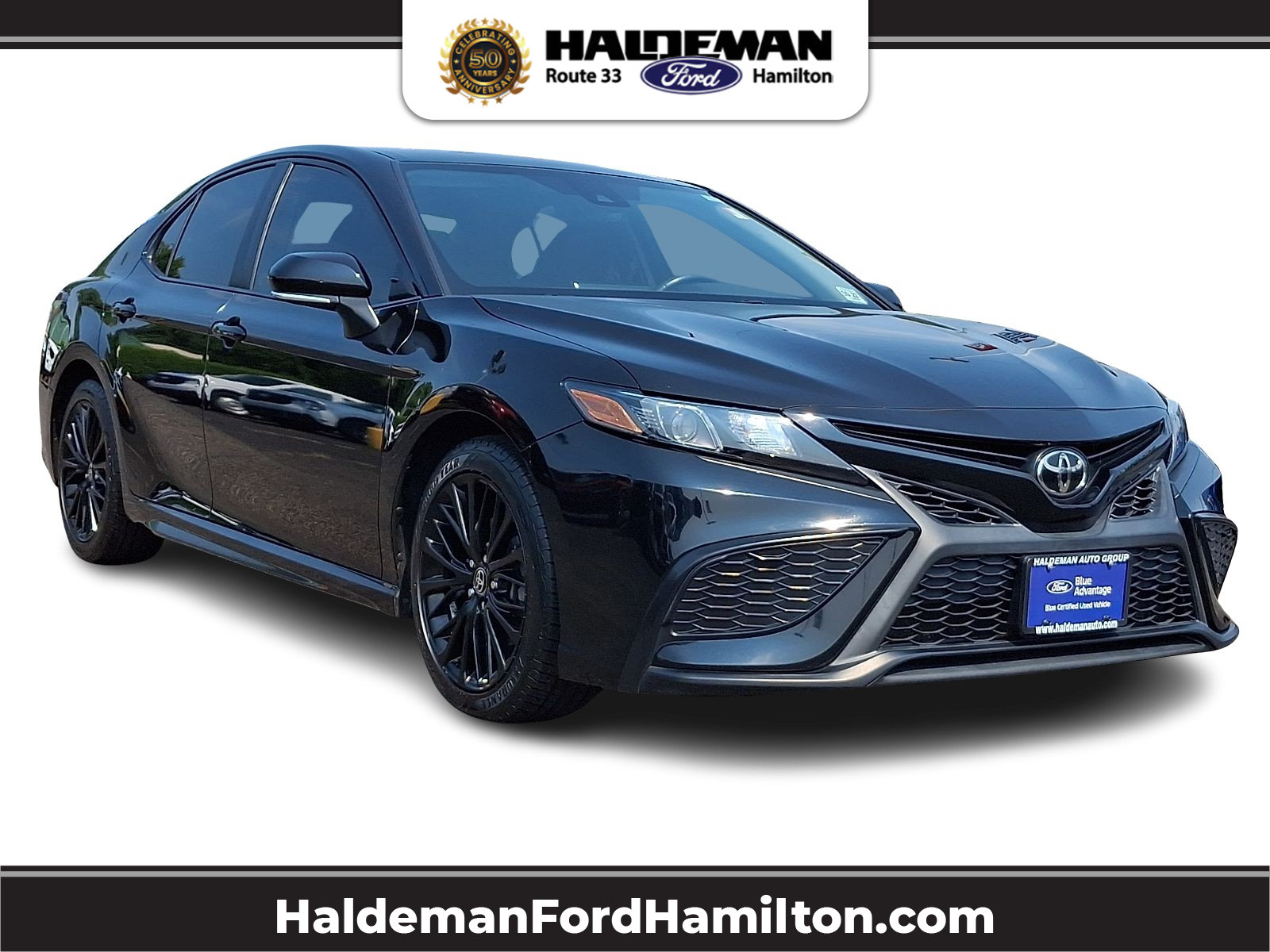 Used 2022 Toyota Camry SE w/ Carpet Mat Package (TMS)