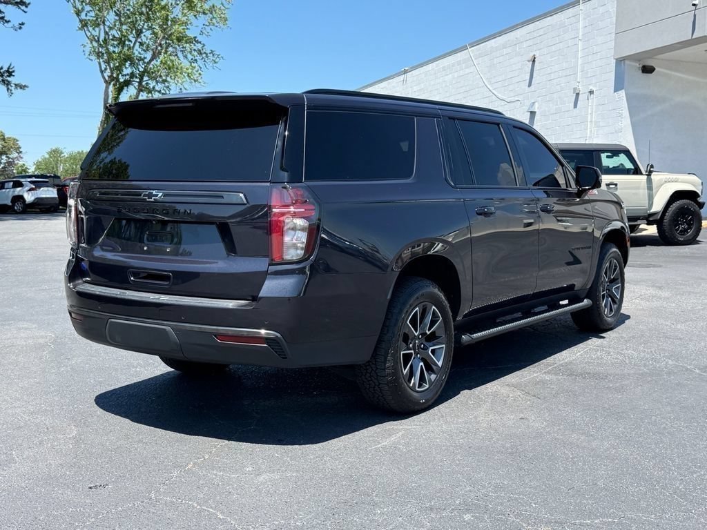 Used 2022 Chevrolet Suburban Z71 w/ Luxury Package AWD/4WD image 4