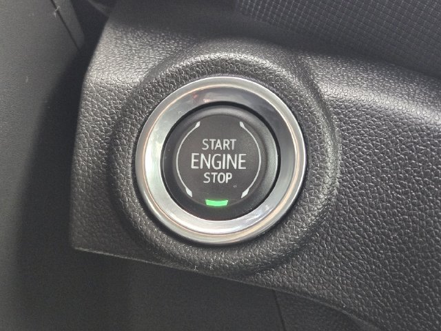 Used 2021 Chevrolet TrailBlazer LT w/ Convenience Package FWD image 21