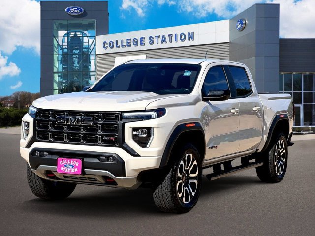 Used 2026 GMC Canyon AT4 w/ Nightfall Essentials Package AWD/4WD image 2