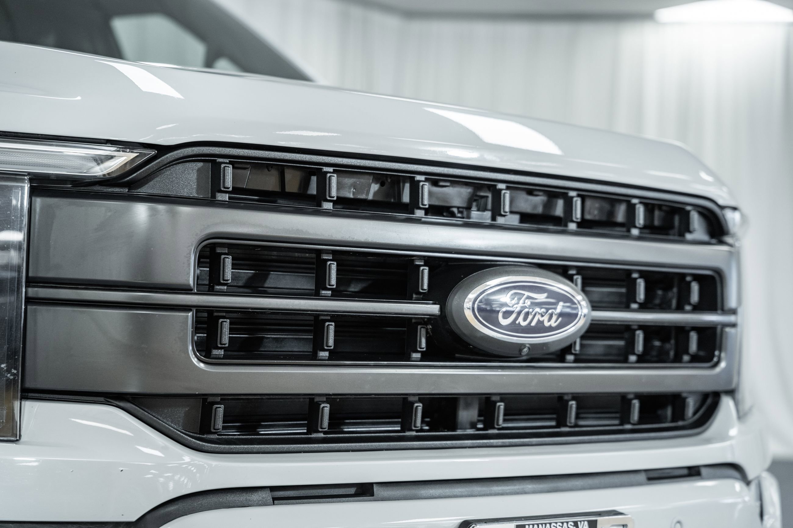 Certified 2023 Ford F150 Lariat w/ Equipment Group 502A High image 6