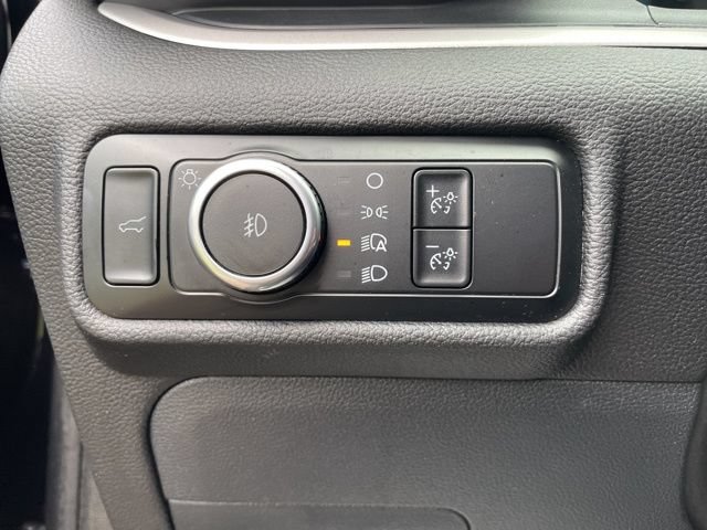 Certified 2024 Ford Explorer XLT w/ Equipment Group 202A AWD/4WD image 21