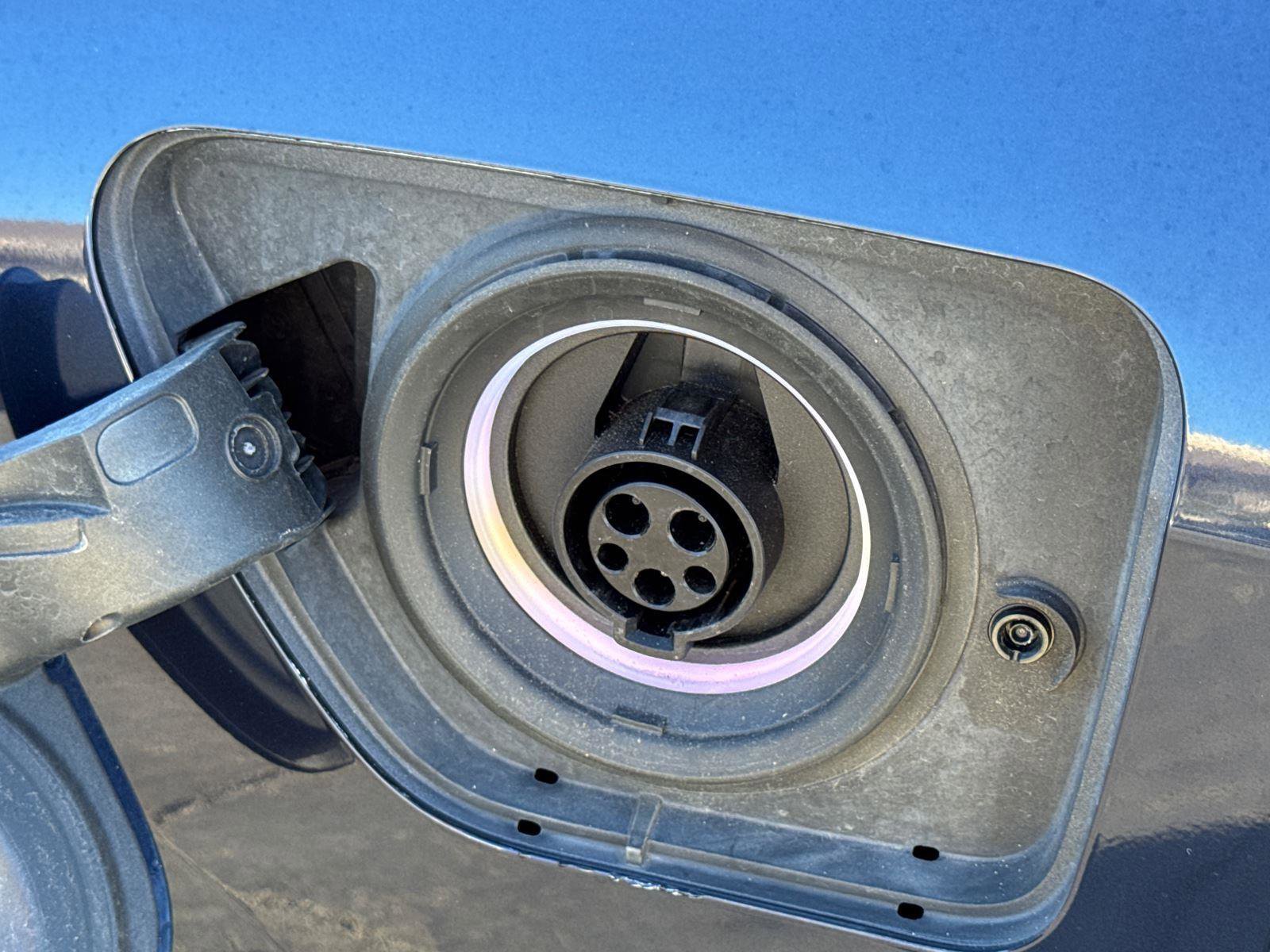 Used 2018 BMW X5 xDrive40e image 12