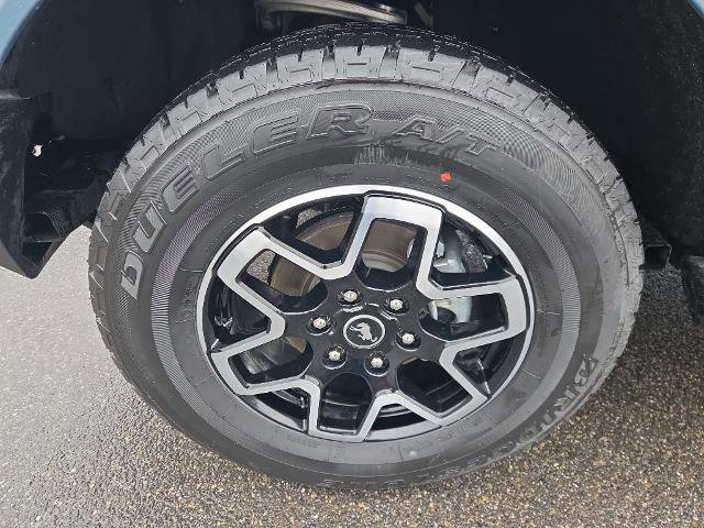 Certified 2025 Ford Bronco Outer Banks image 8