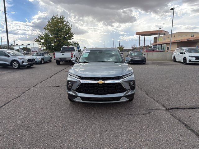 Used 2025 Chevrolet Blazer LT FWD image 18