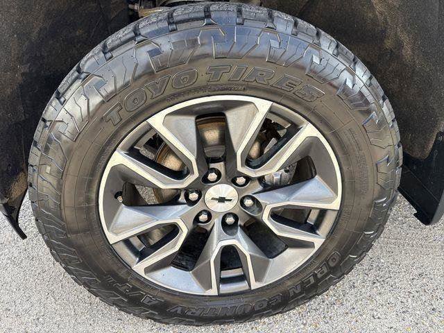Used 2023 Chevrolet Silverado 1500 RST w/ Z71 Off-Road Package image 28
