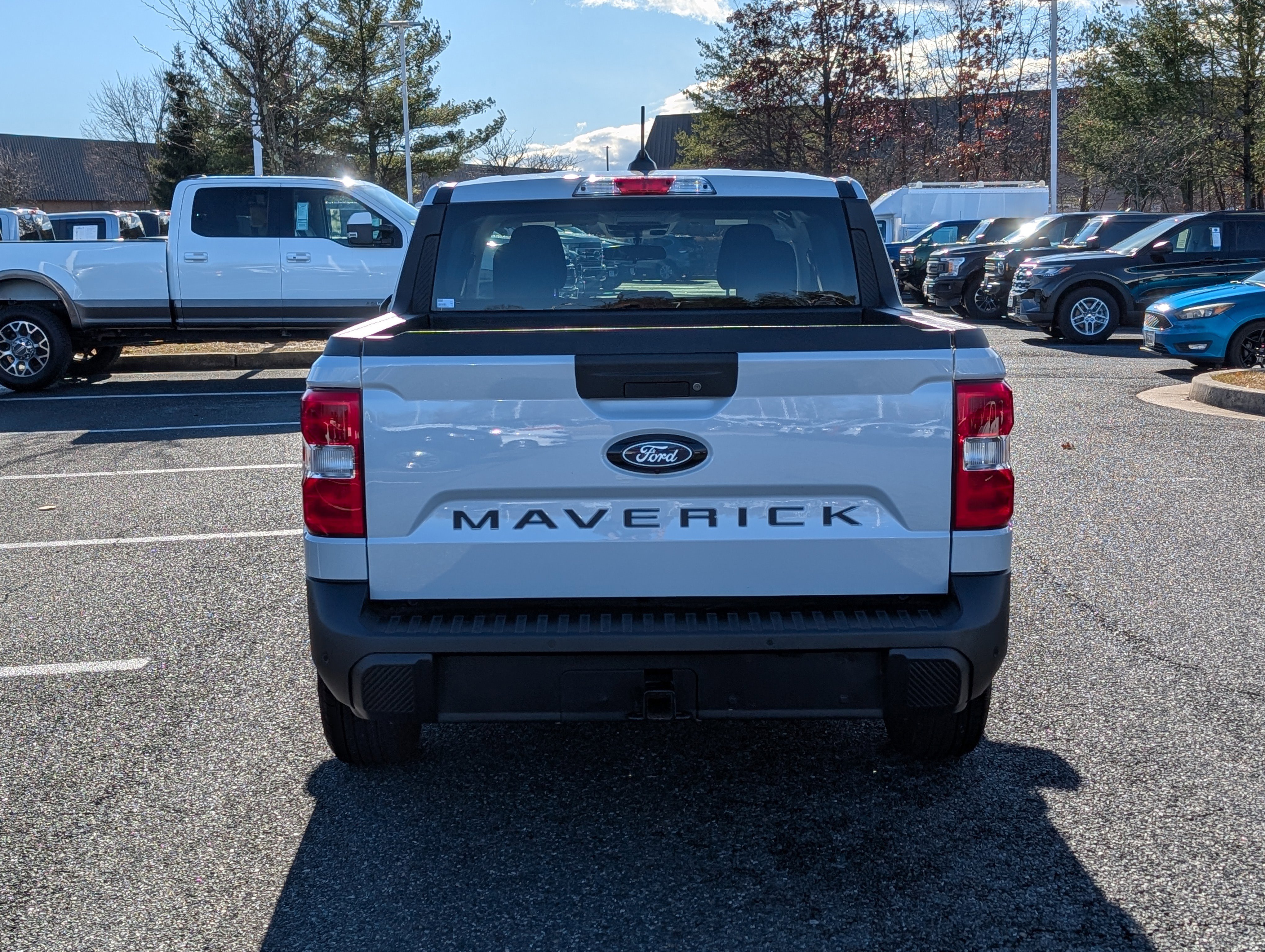 Certified 2025 Ford Maverick XL w/ Equipment Group 102A image 4