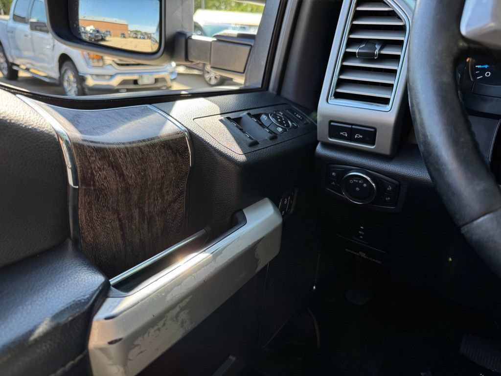 Certified 2017 Ford F250 Lariat w/ Chrome Package AWD/4WD image 34