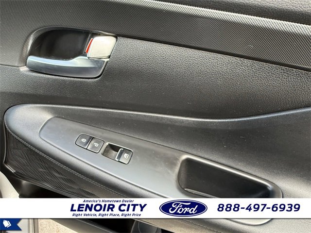 Used 2022 Hyundai Santa Fe Blue w/ Cargo Package image 19