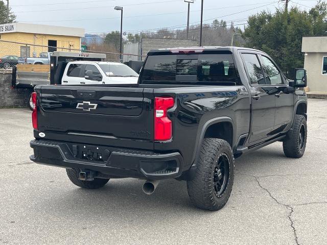 Used 2024 Chevrolet Silverado 2500 High Country w/ High Country Premium Package image 3