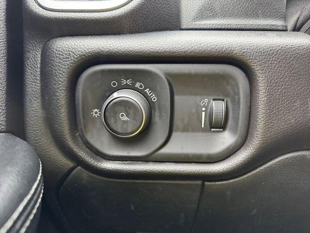 Used 2022 RAM 3500 Big Horn image 12