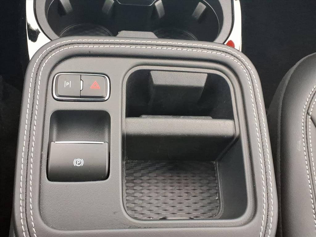 Certified 2025 Ford Mustang Mach-E Premium image 14