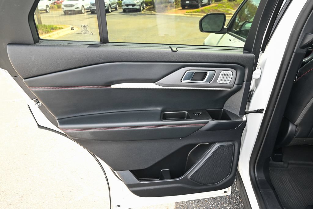 Certified 2025 Ford Explorer ST AWD/4WD image 25