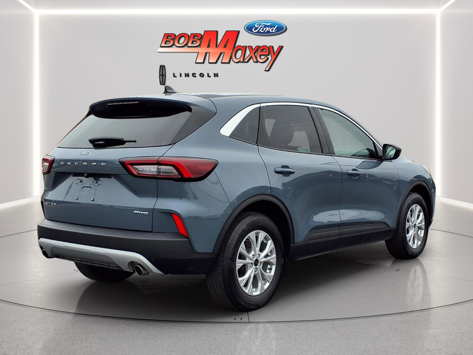 Certified 2023 Ford Escape Active AWD/4WD image 4