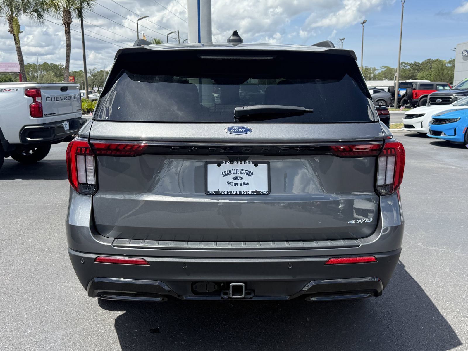 Certified 2025 Ford Explorer ST-Line AWD/4WD image 5