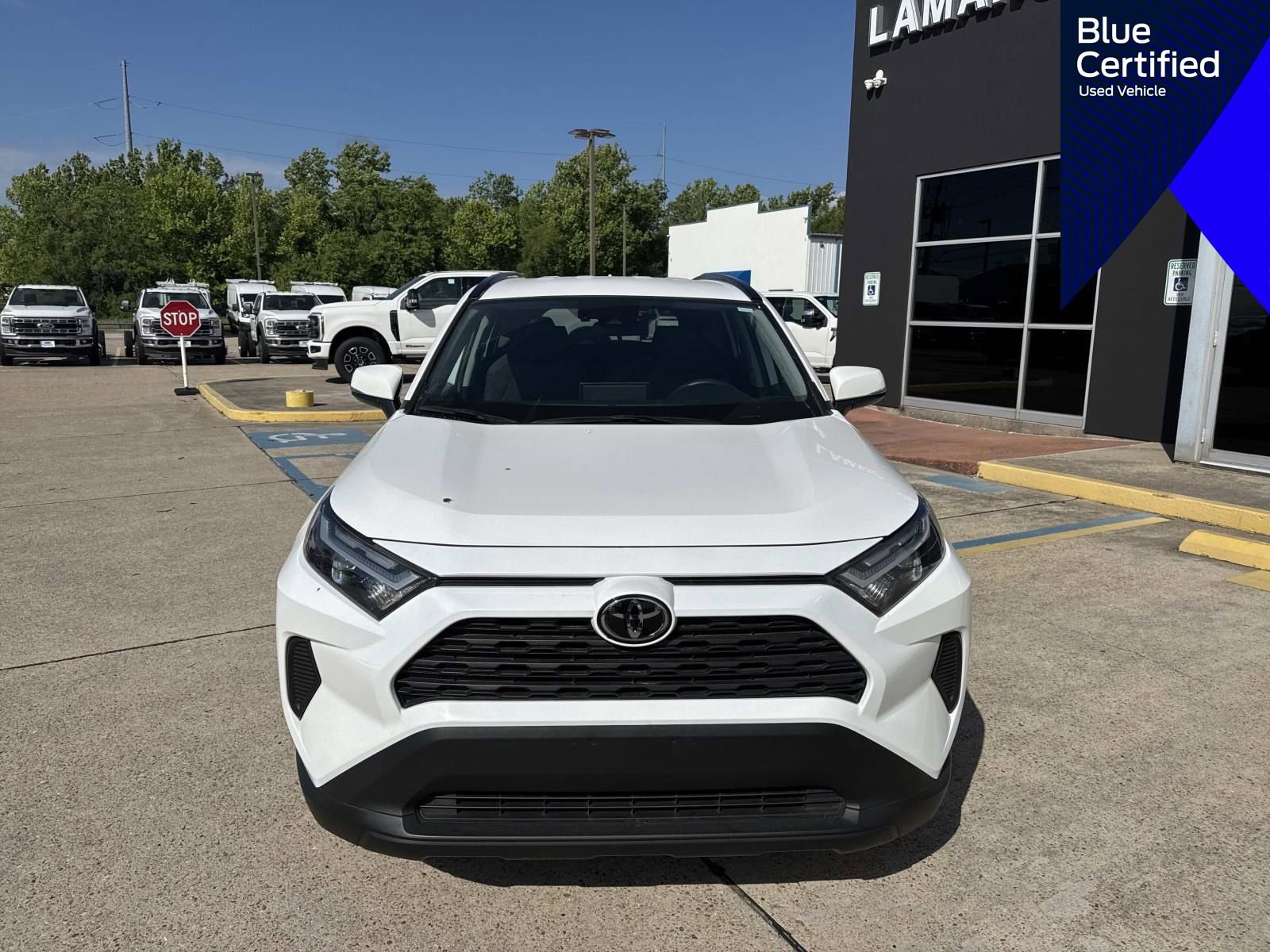 Used 2025 Toyota RAV4 XLE w/ Weather Package FWD image 3