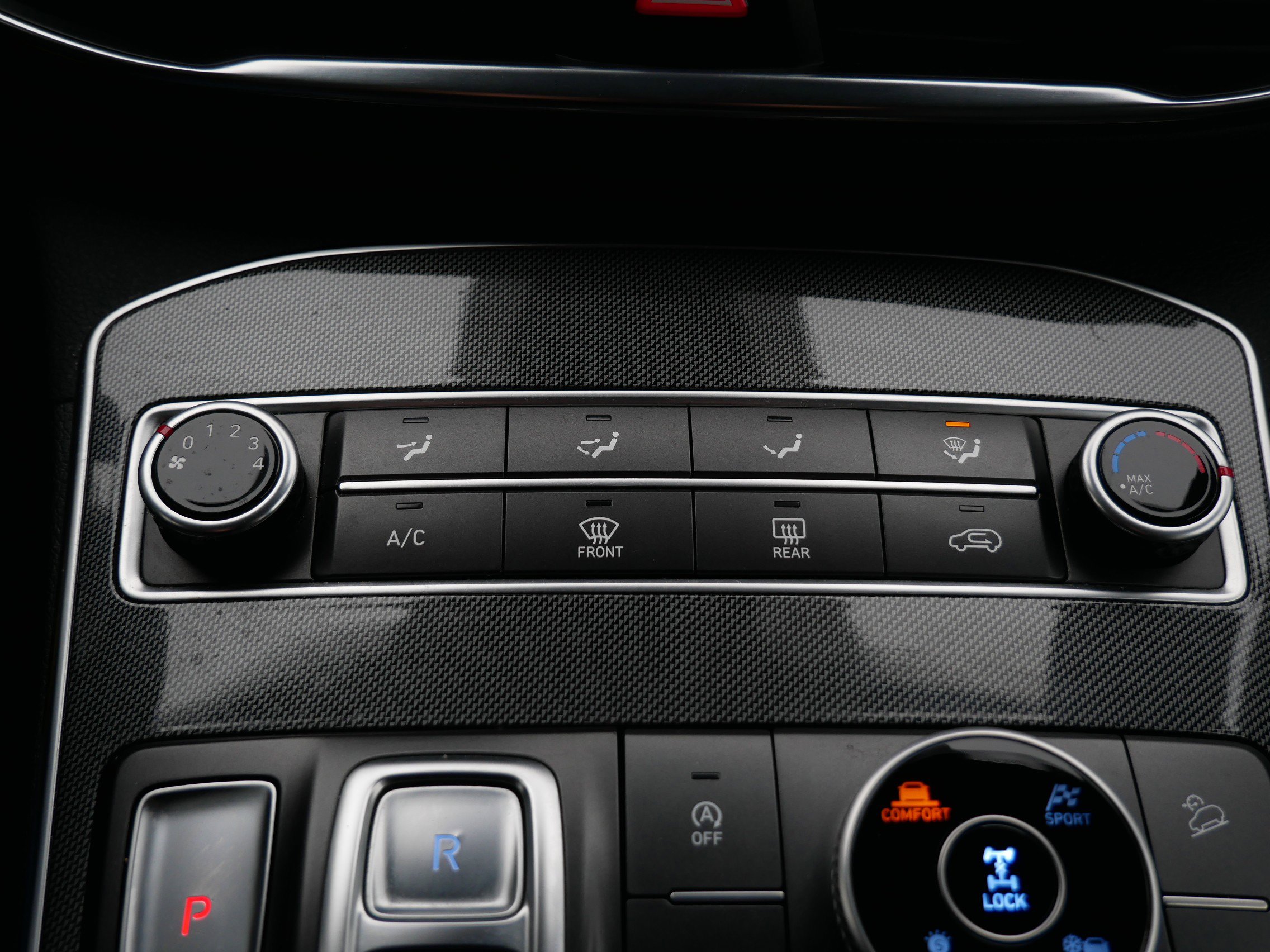 Used 2021 Hyundai Santa Fe SE image 15