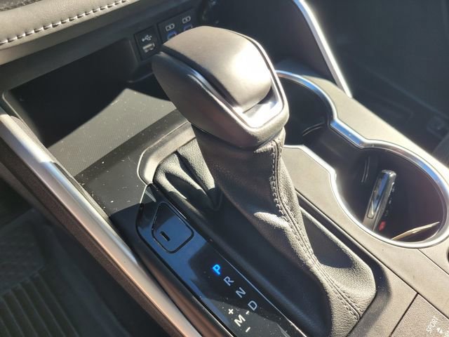 Used 2022 Toyota Highlander LE image 18