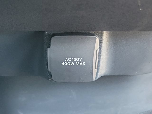 Certified 2025 Ford Expedition Active AWD/4WD image 25