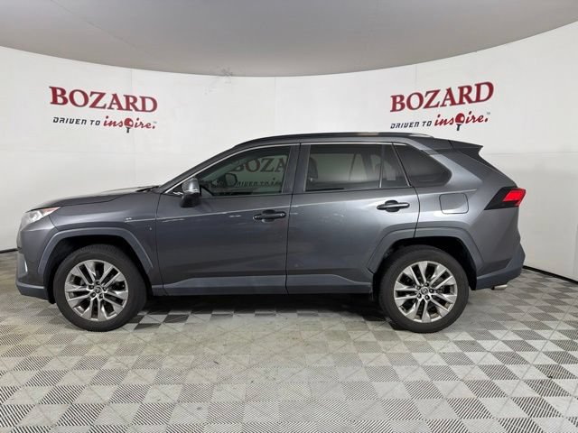 Used 2021 Toyota RAV4 XLE Premium FWD image 8